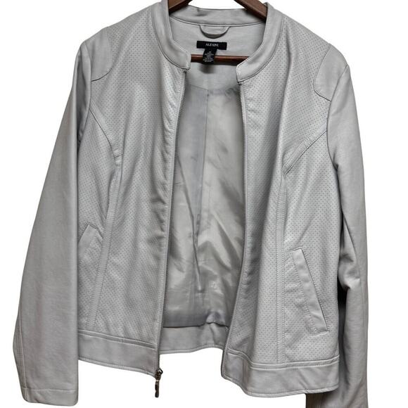 Alfani Women’s Light Gray Leather Jacket with Zipper Size M - Picture 2 of 7
